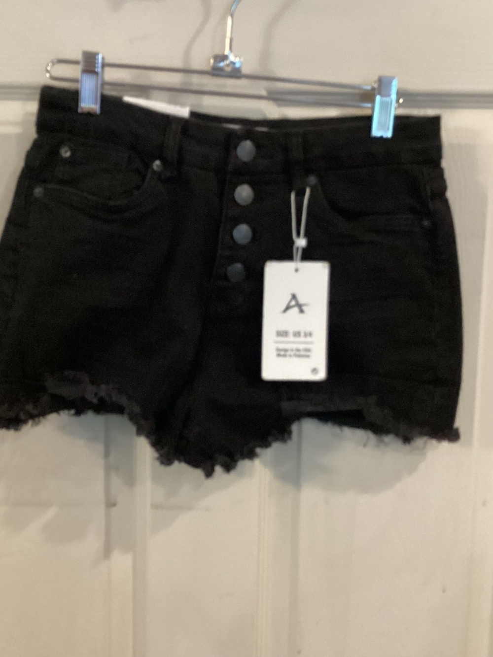 NWT AMAZE BLACK DISTRESSED DENIM SHORTS